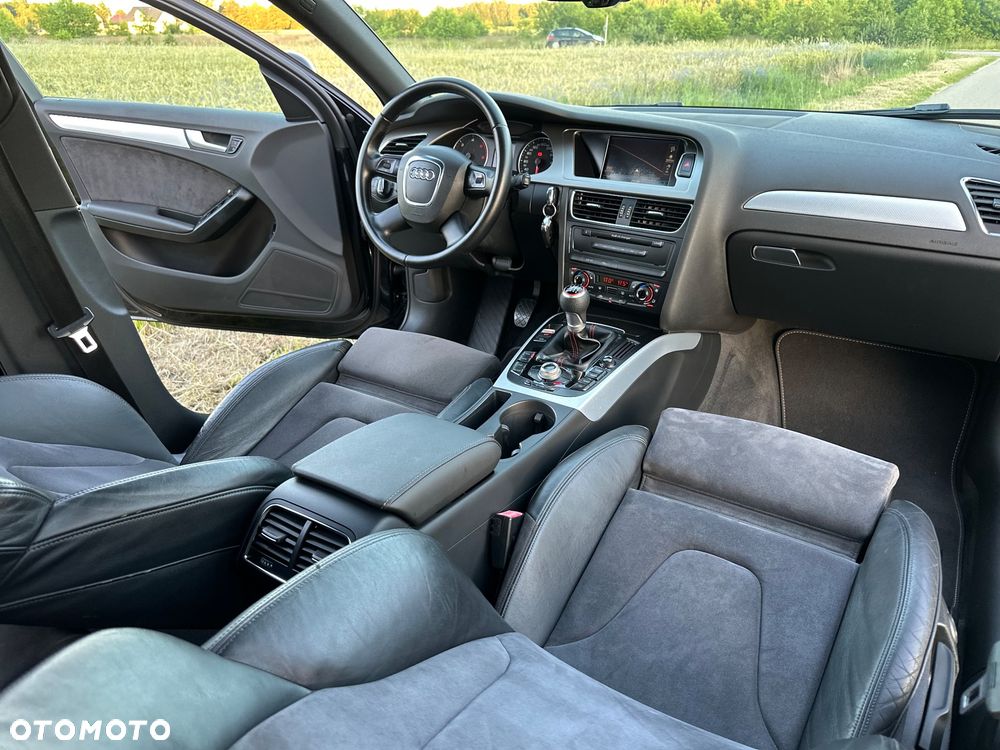 Audi A4 Avant - 14