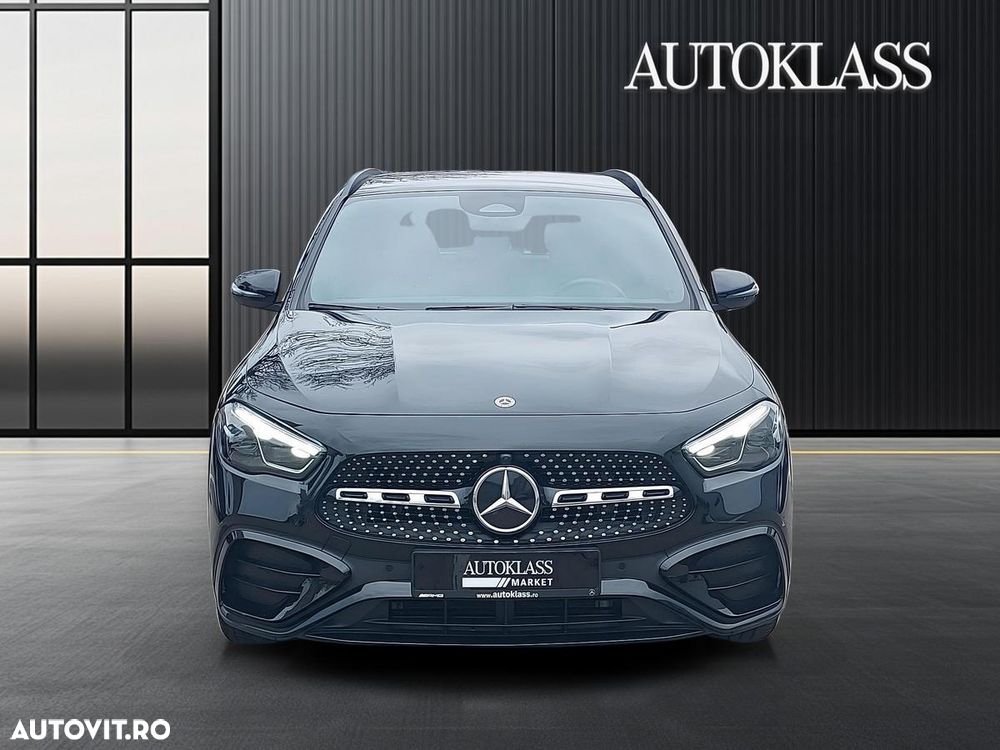 Mercedes-Benz GLA - 9