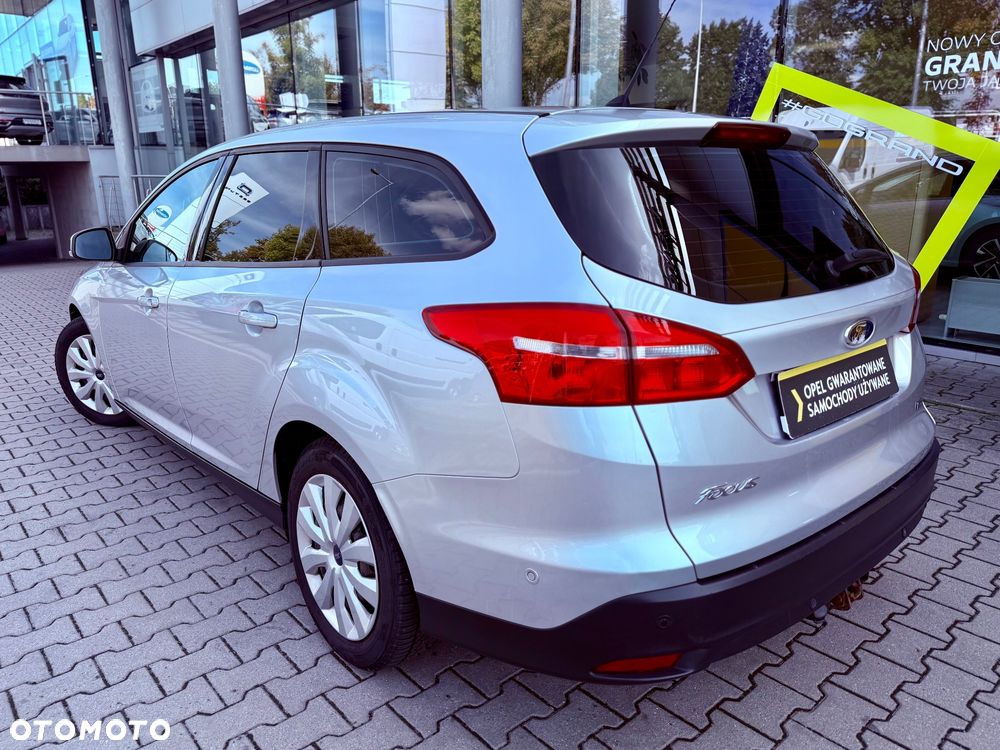 Ford Focus 1.5 EcoBoost STart-Stopp-System TITANIUM - 2