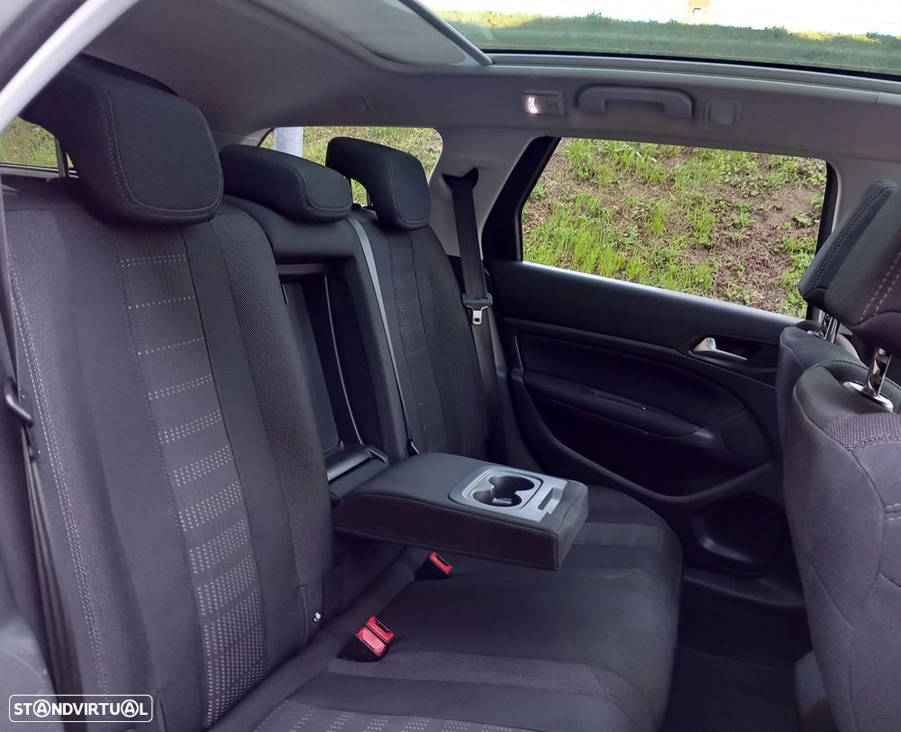 Peugeot 308 1.6 e-HDi Allure CMP6 - 11