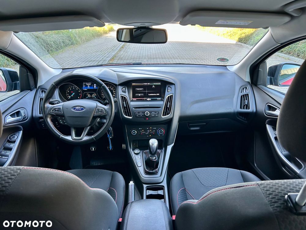 Ford Focus - 27
