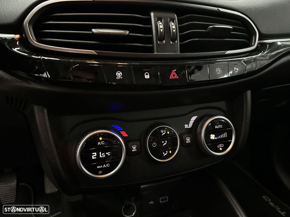 Fiat Tipo Cross 1.3 Multijet - 29