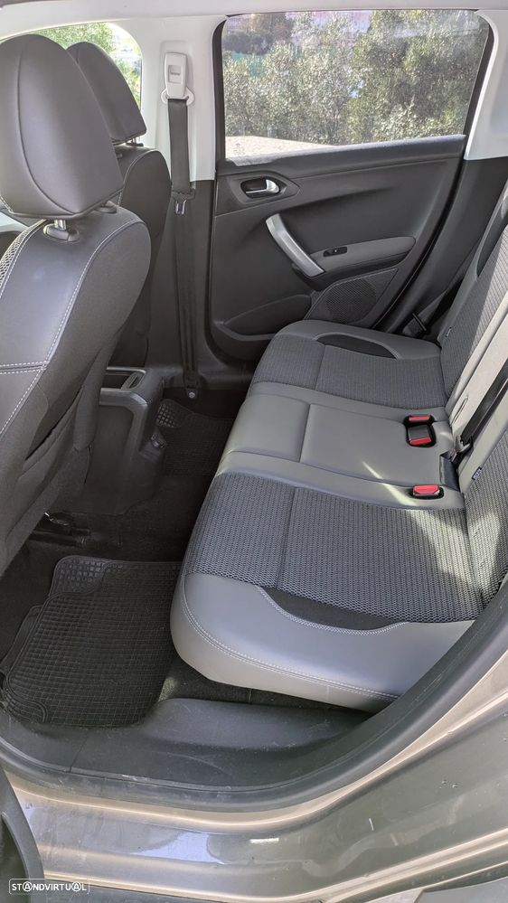 Peugeot 2008 PureTech 110 GPF Stop&Start EAT6 Allure - 25