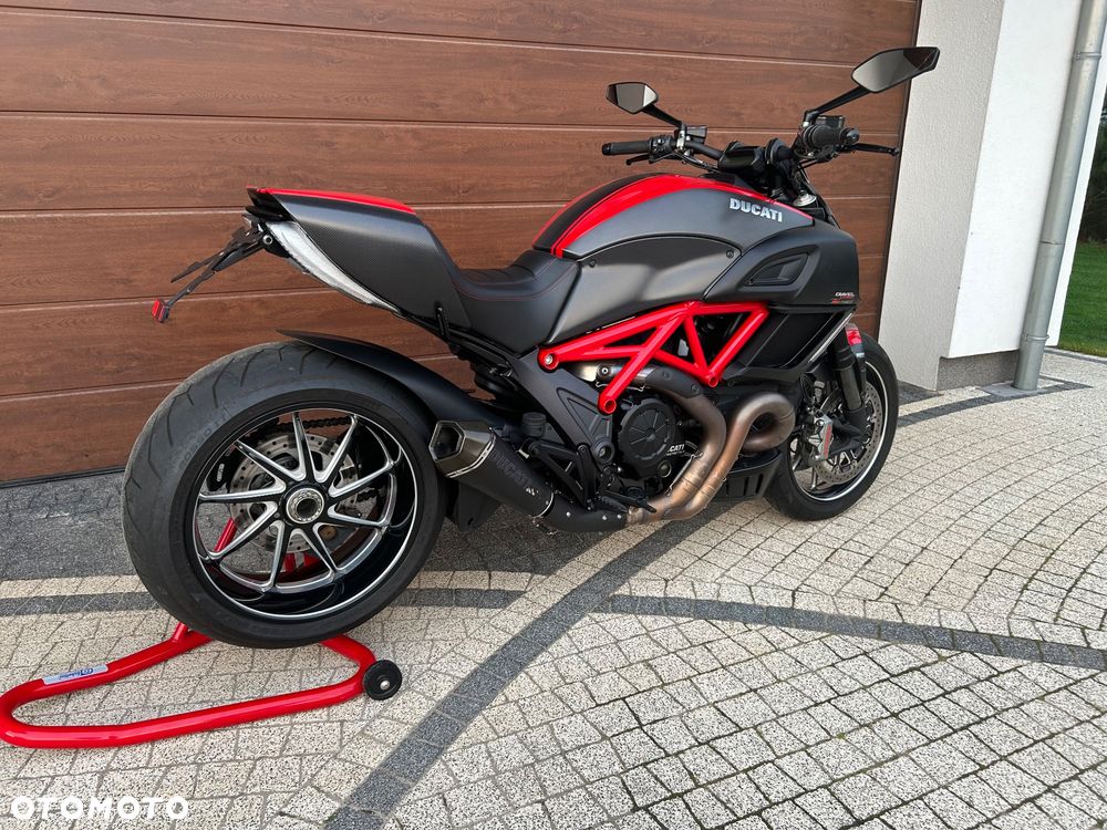 Ducati Diavel - 15