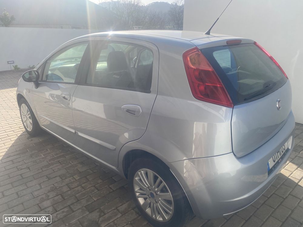 Fiat Grande Punto - 3