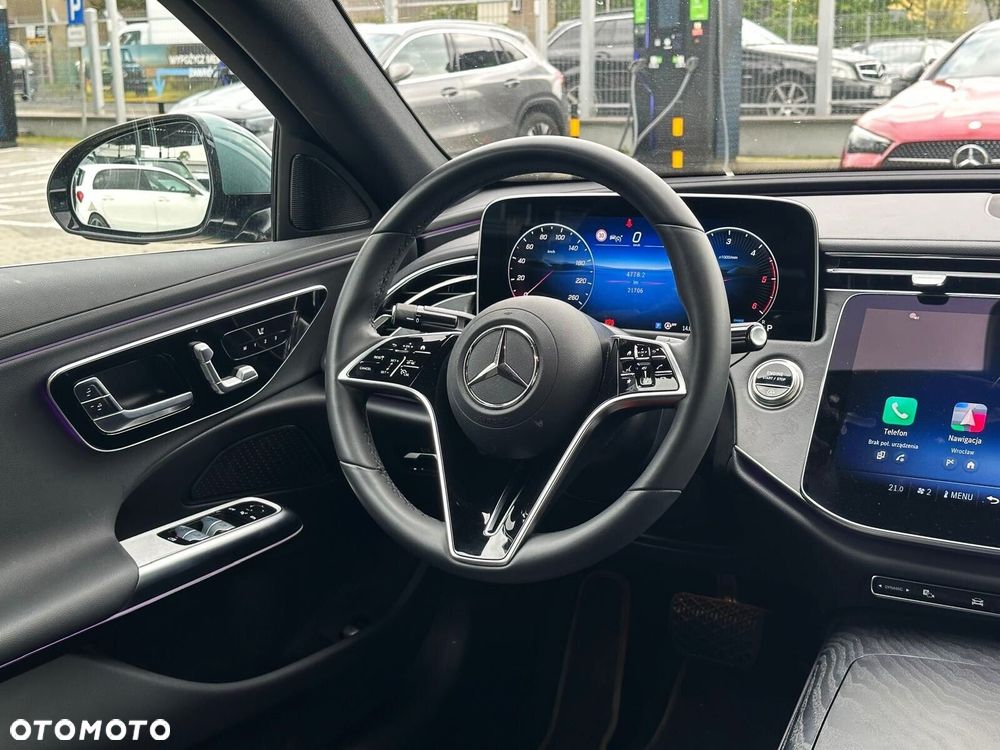 Mercedes-Benz Klasa E - 17