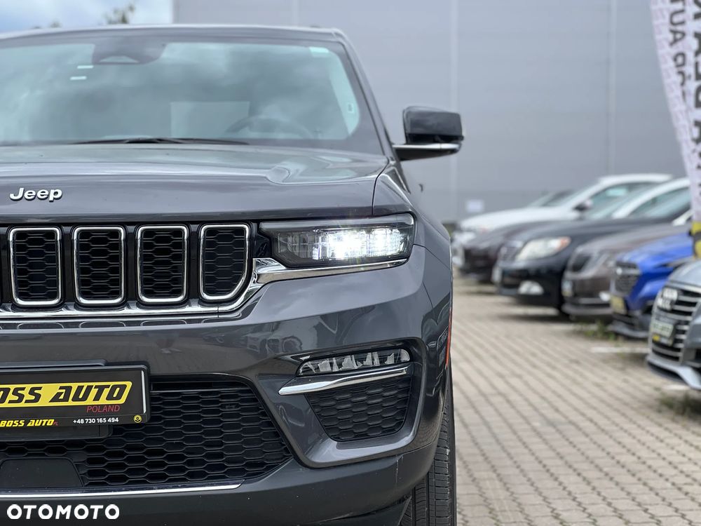 Jeep Grand Cherokee - 13