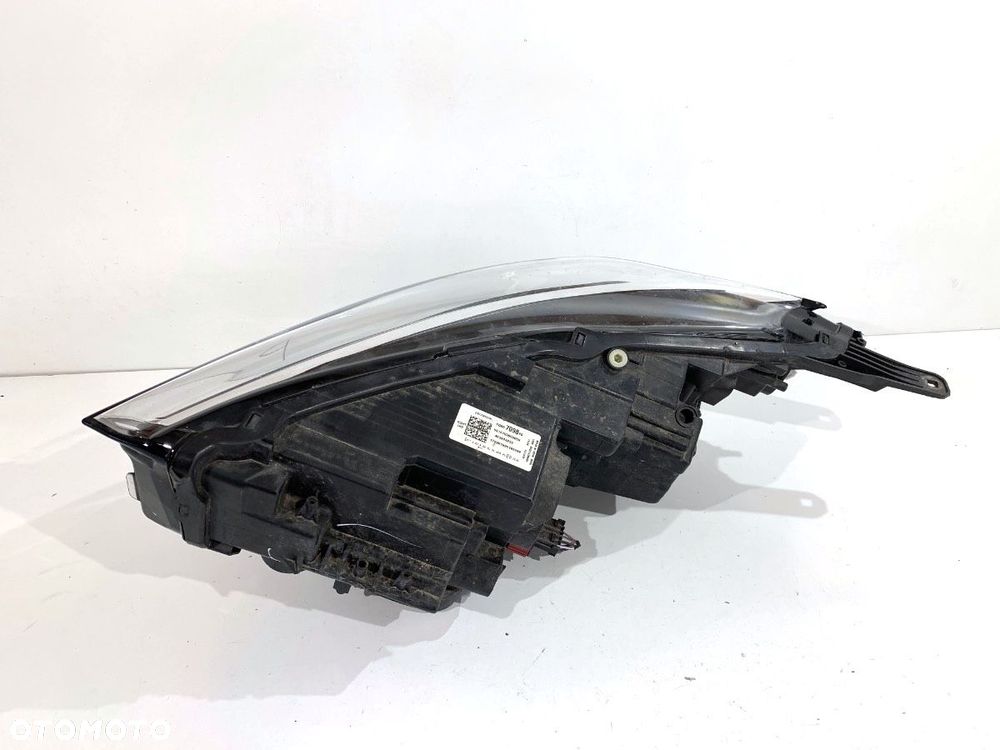 REFLEKTOR PRAWY PRZÓD LED  OPEL CROSSLAND X / CROSSLAND (P17, P2QO) 2017 - 2022 1.2 (75) 81 kW [110 - 2