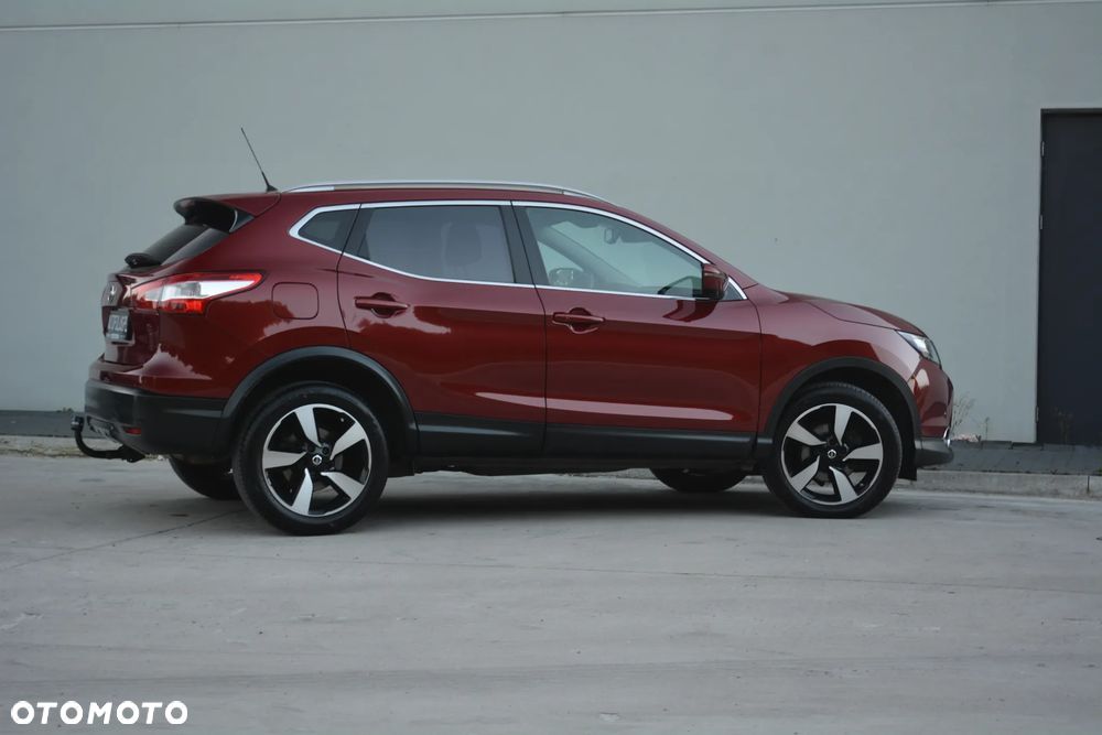 Nissan Qashqai - 10