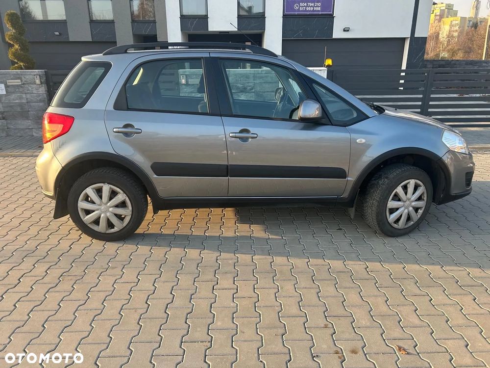 Suzuki SX4 1.6 Premium - 3