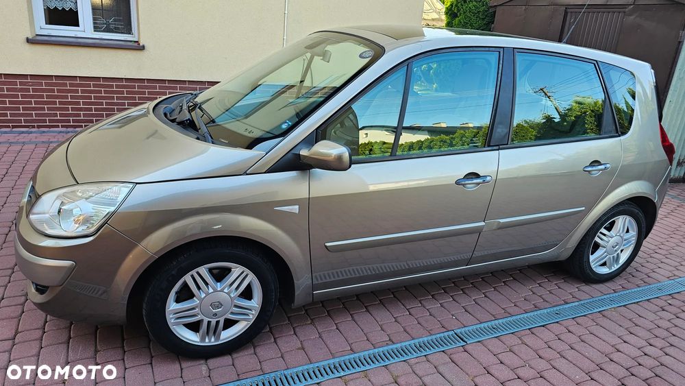 Renault Scenic 1.9 dCi Privilege - 15