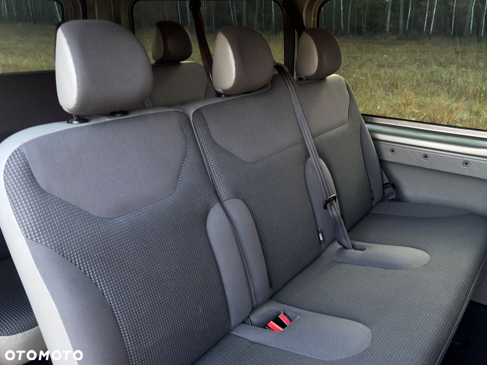 Opel Vivaro L2H1 2.9t - 37