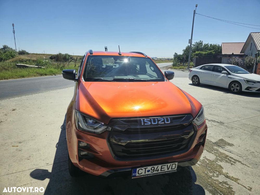 Isuzu D-Max 1.9 DSL 4x4 Double Cab AT Executive - 1