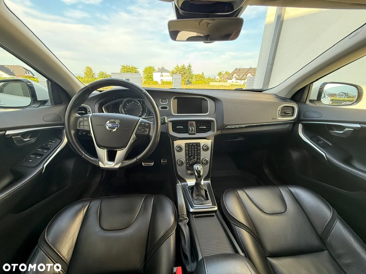 Volvo V40 Cross Country D3 Drive-E Ocean Race - 7