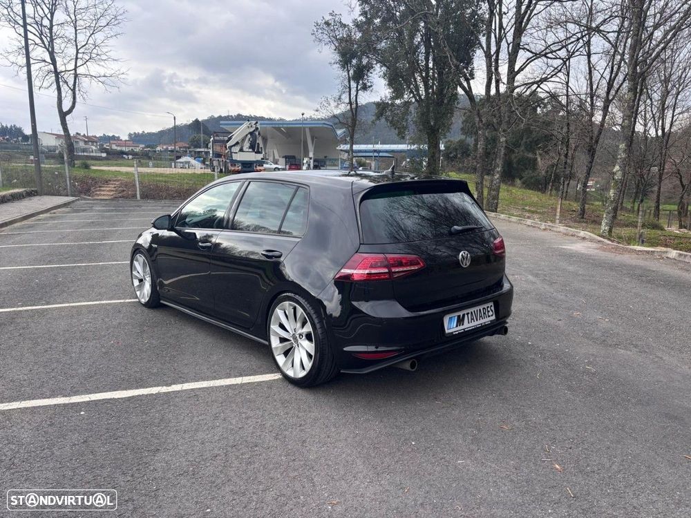 VW Golf 2.0 TDI GTD DSG - 6