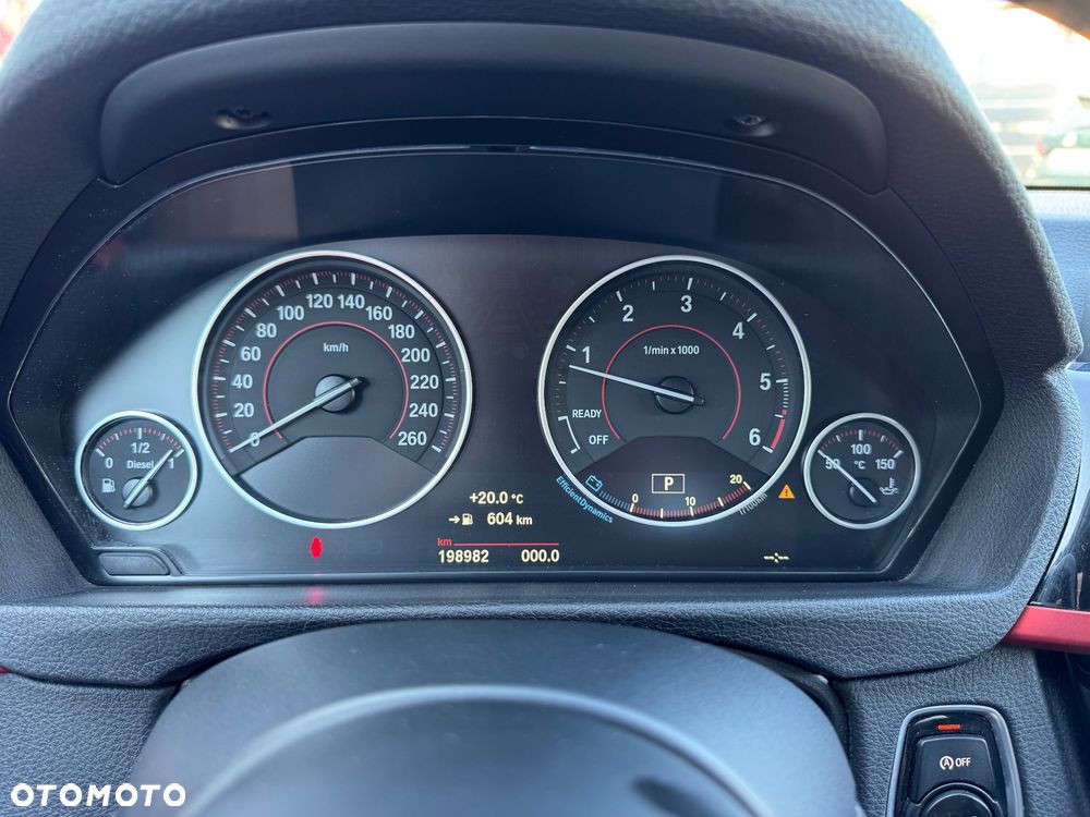 BMW Seria 3 320d xDrive Edition M Sport Shadow - 34