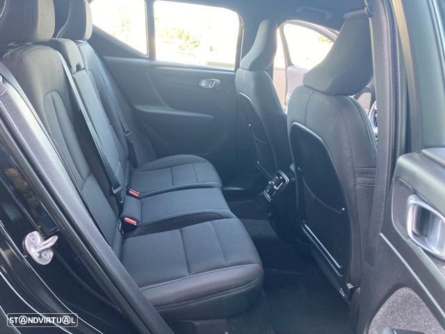 Volvo XC 40 Recharge 69 kWh Single Motor Core - 36