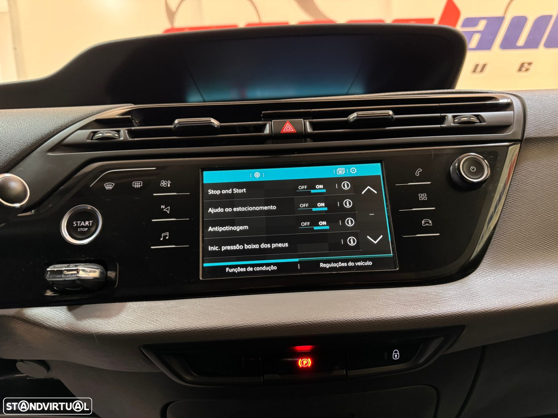 Citroën C4 Grand Picasso - 32