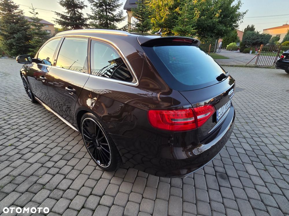 Audi A4 Avant 2.0 TDI DPF clean diesel quattro S tronic S line Sportpaket - 37