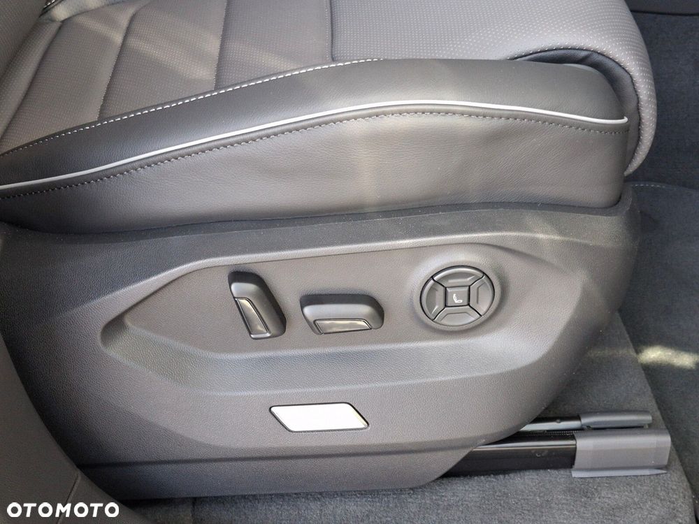 Volkswagen Touareg 3.0 V6 TDI 4Motion R-Line Final Edition - 24