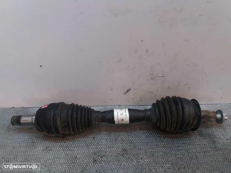 TRANSMISSÃO FRENTE ESQUERDA MERCEDES-BENZ CLASE GLA BM 156 - 1