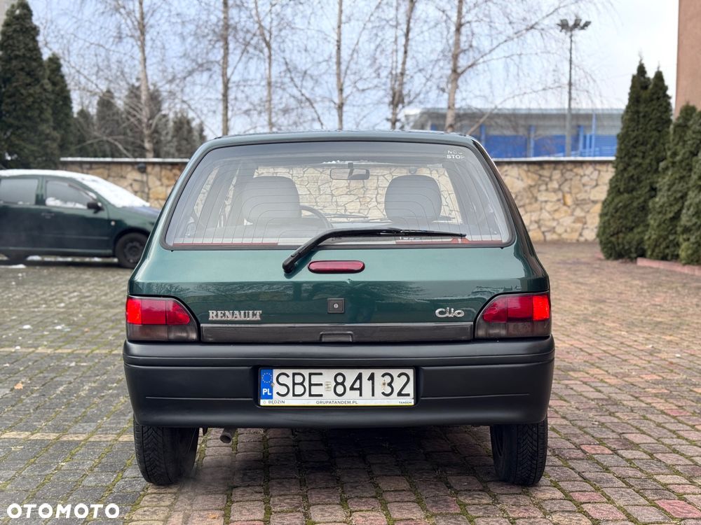 Renault Clio - 7