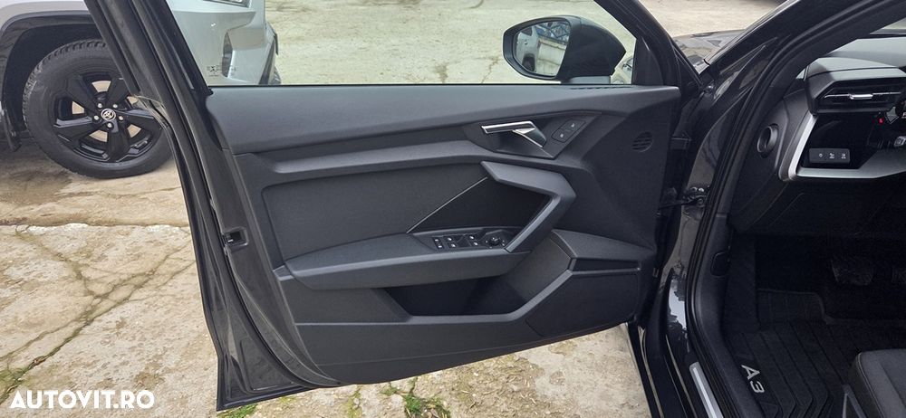 Audi A3 Sportback 2.0 35 TDI S tronic Advanced - 14