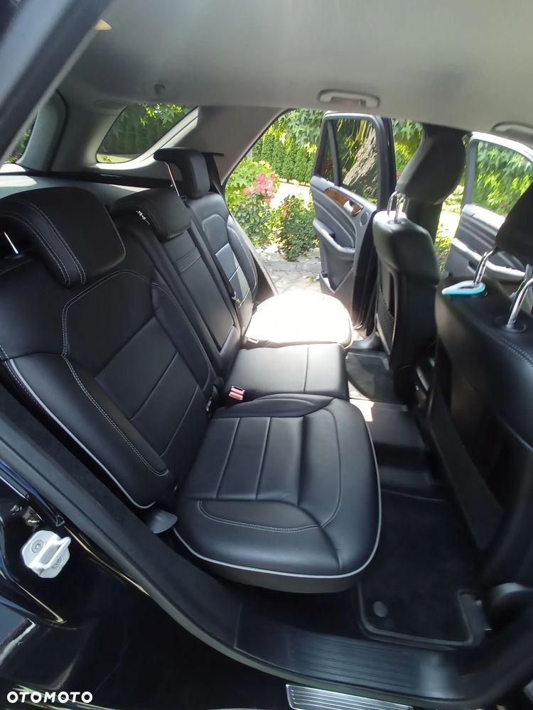 Mercedes-Benz ML - 9