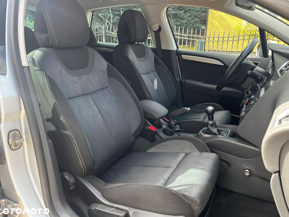 Citroën C4 1.6 VTi SX - 6