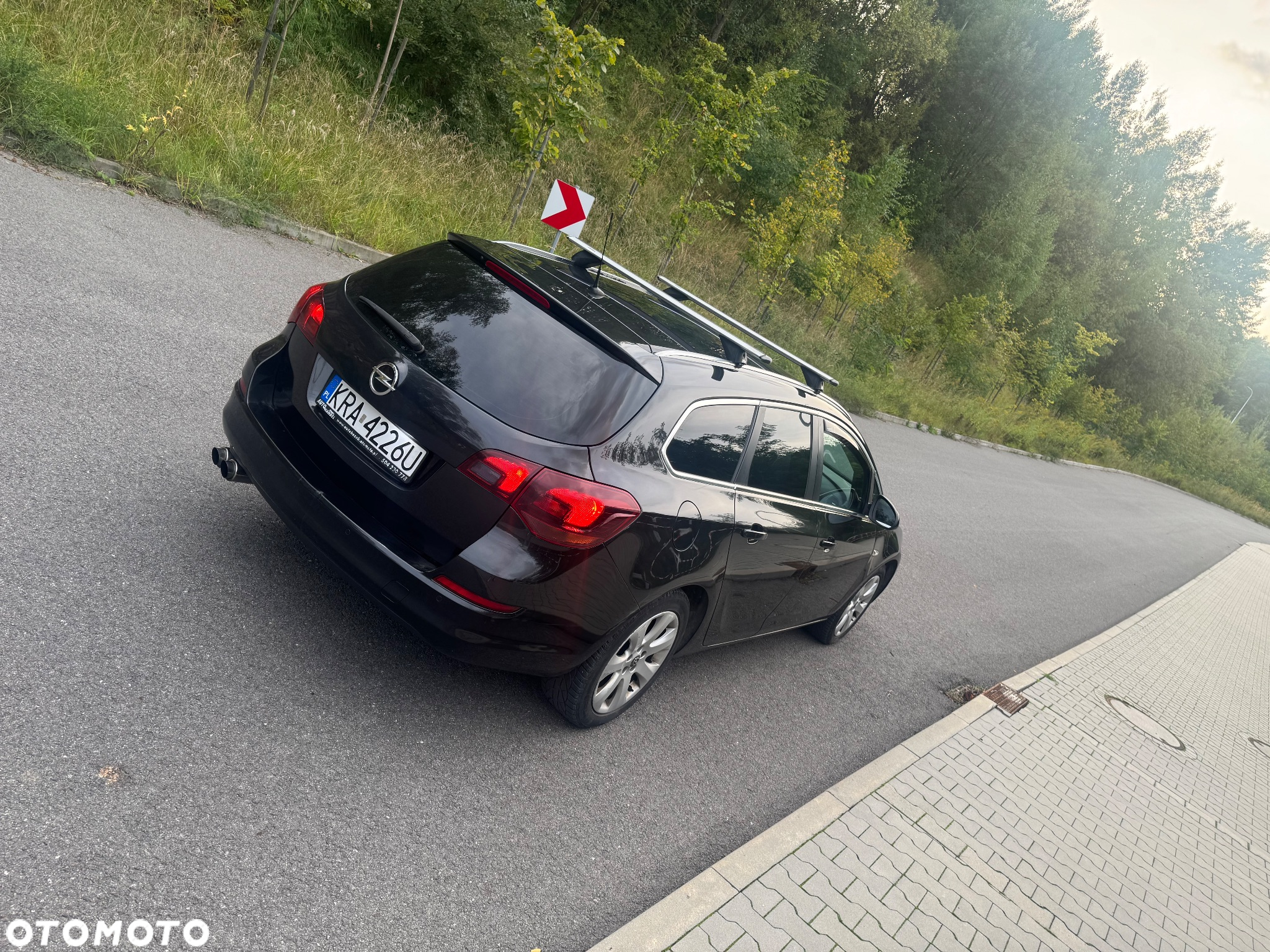 Opel Astra IV 1.4 T Cosmo S&S - 10