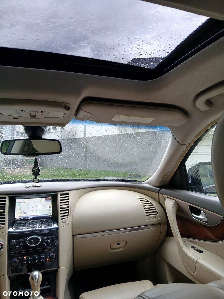 Infiniti FX FX30d S - 18