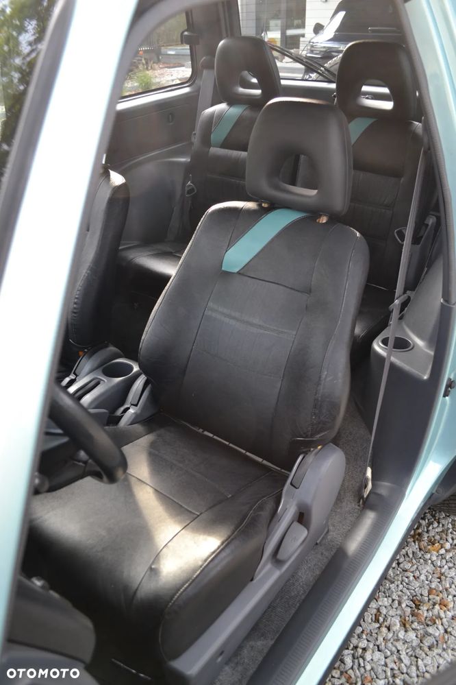 Toyota RAV4 2.0 Fun - 18