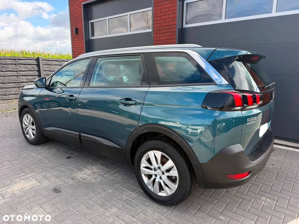 Peugeot 5008 - 6