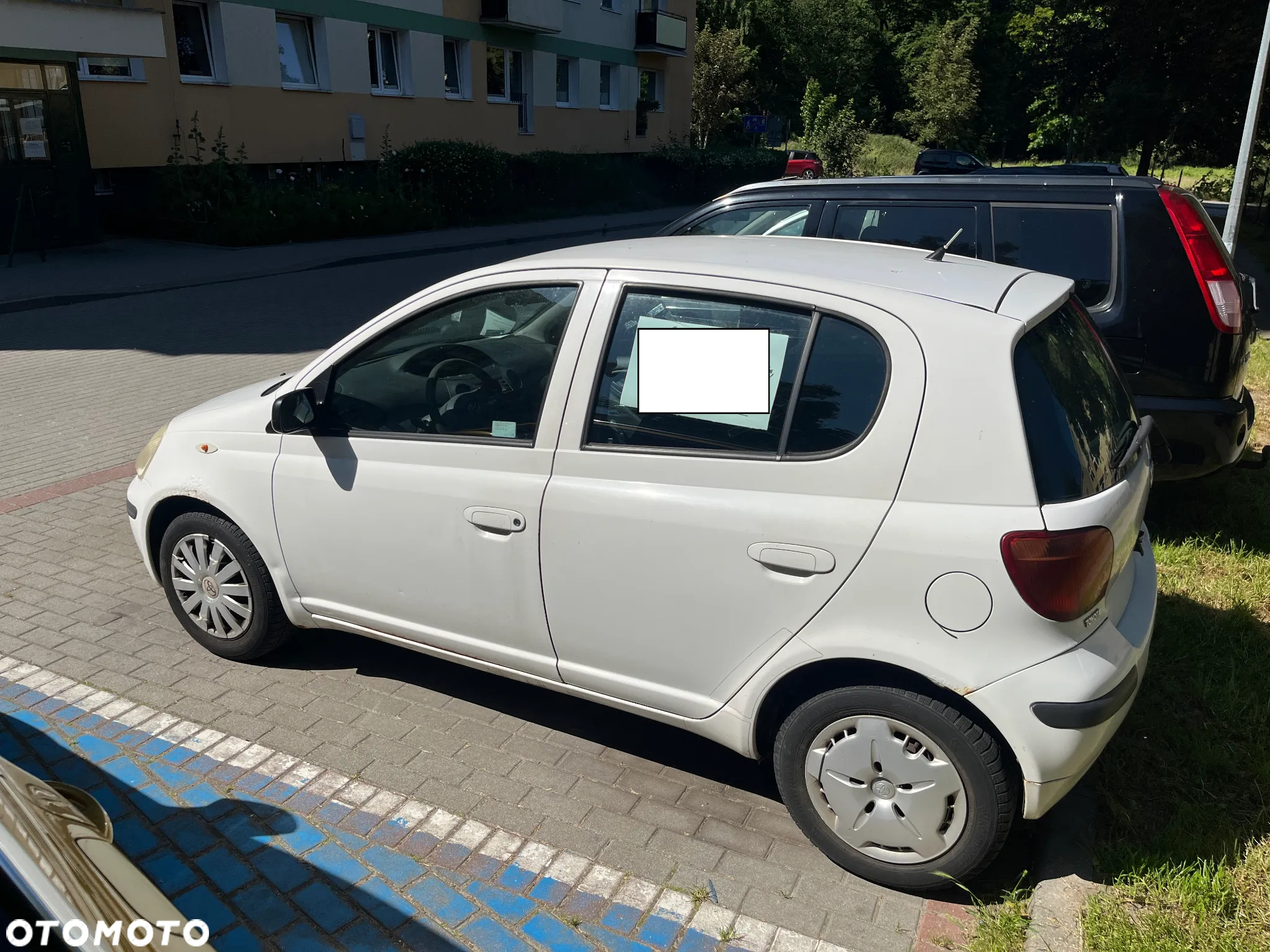 Toyota Yaris 1.0 Base - 6