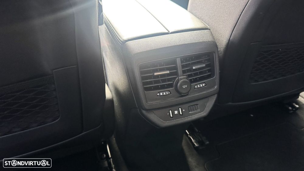 Peugeot 5008 1.5 BlueHDi Allure EAT8 - 26