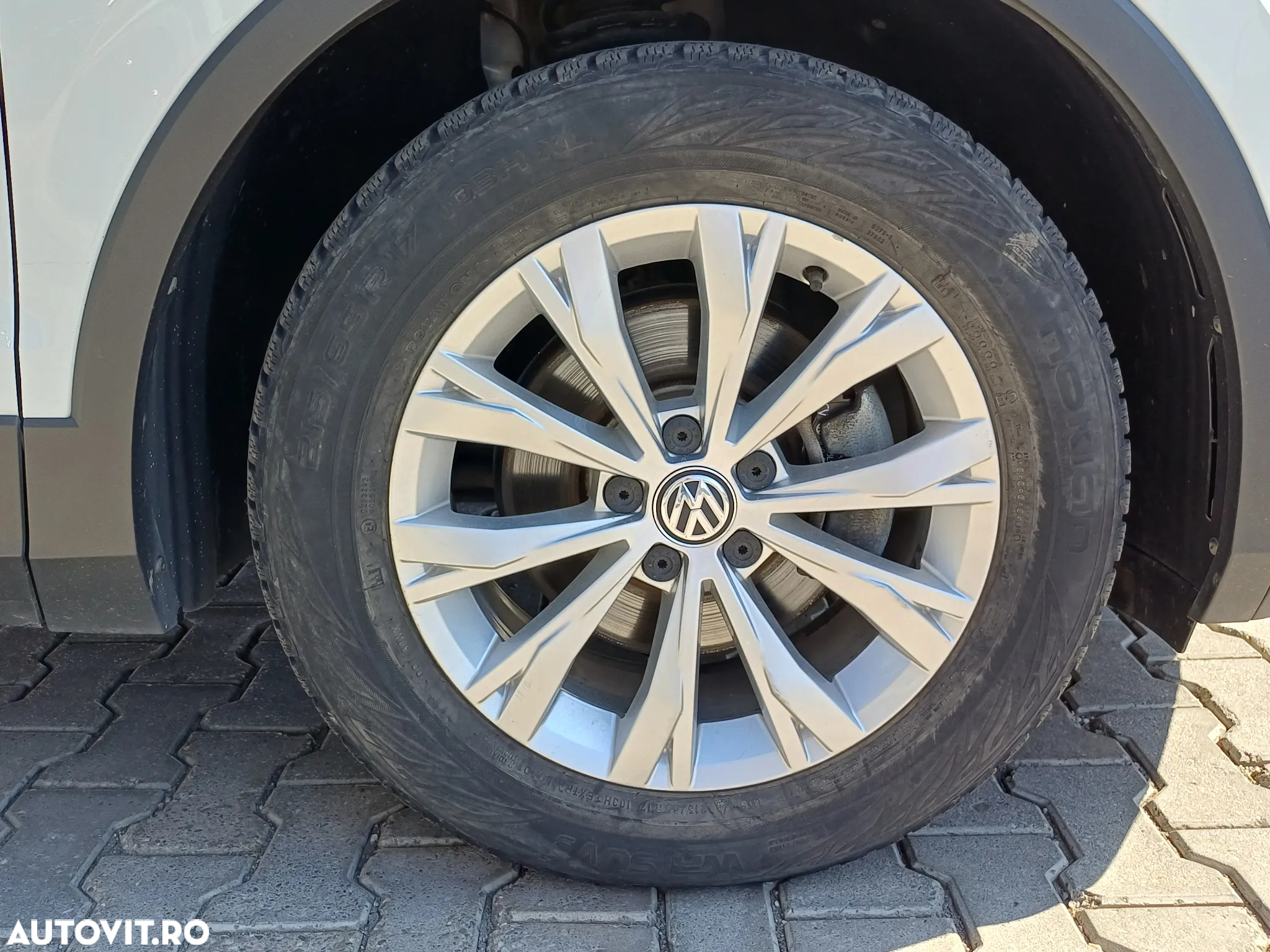 Volkswagen Tiguan 1.5 TSI ACT DSG Comfortline - 8