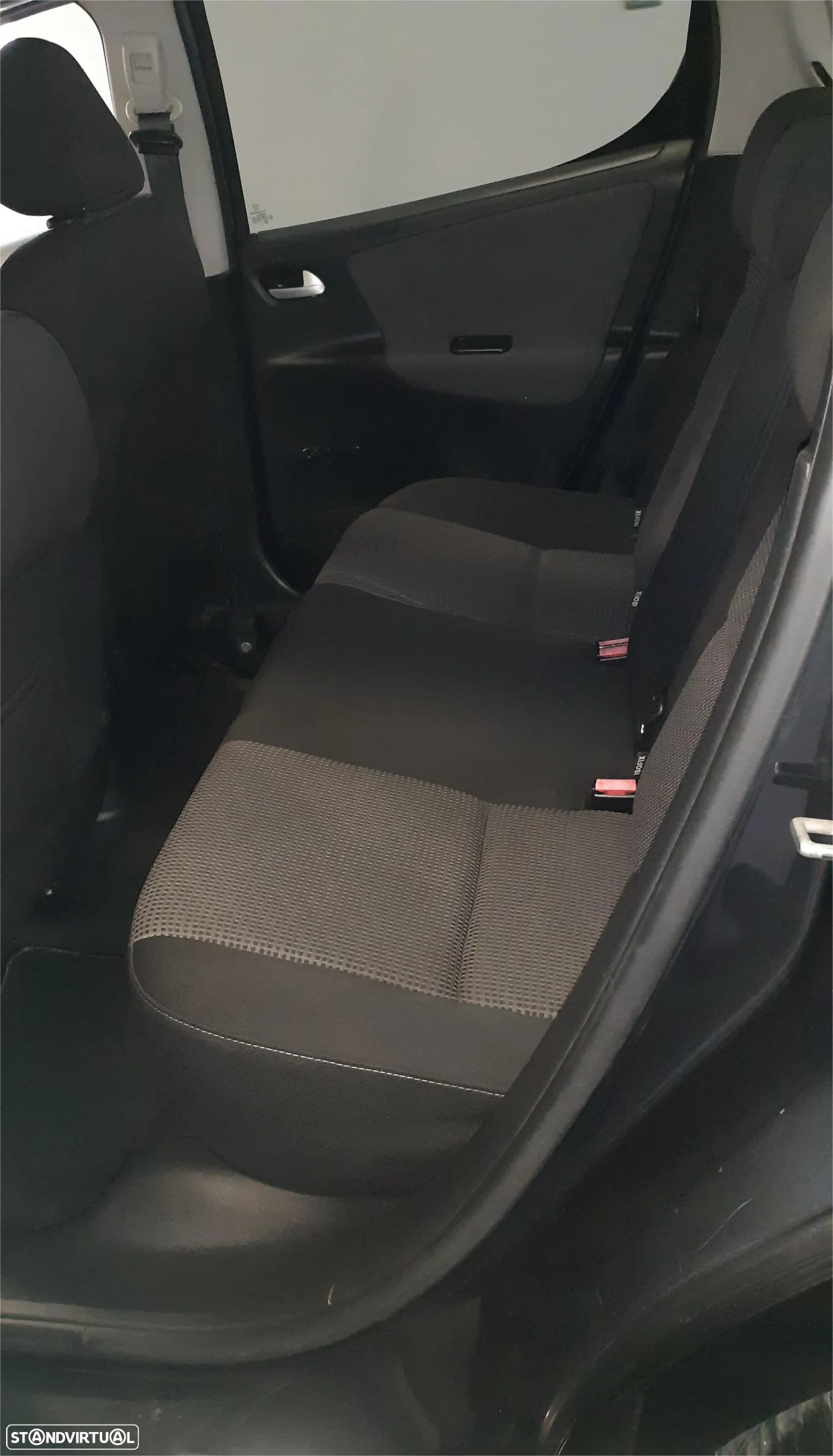 Peugeot 207 1.4 HDi Sport - 17