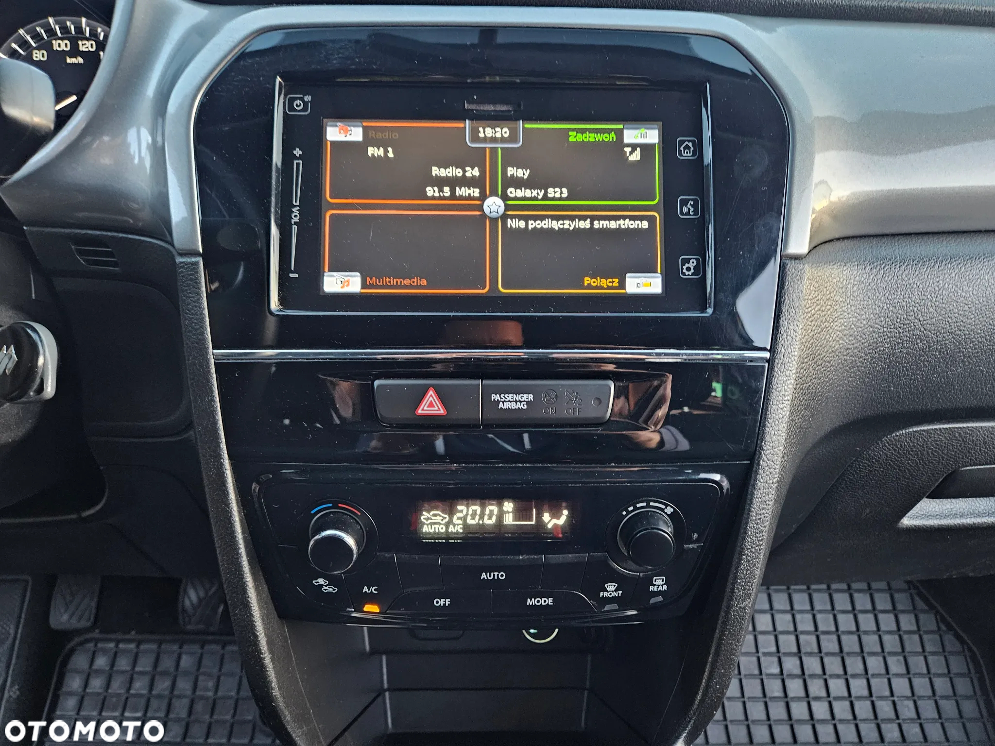 Suzuki Vitara 1.6 Premium 4WD - 30