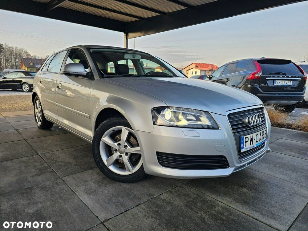 Audi A3 Sportback - 2
