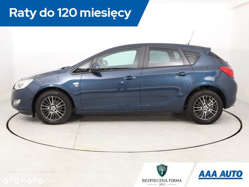 Opel Astra - 4