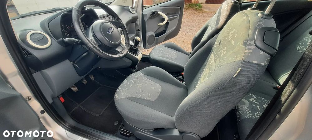 Ford KA - 8