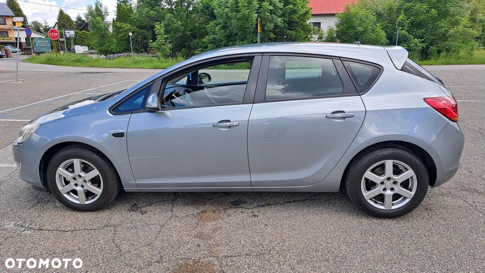 Opel Astra 1.4 T Cosmo - 7