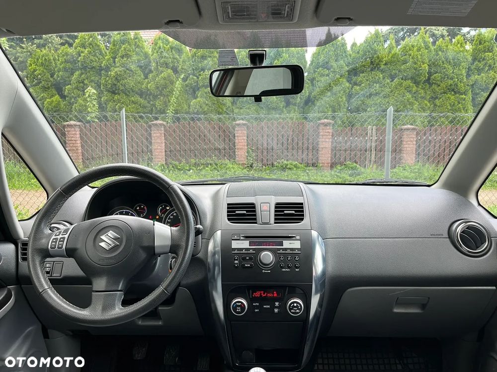 Suzuki SX4 1.6 VVT 4x4 Limited - 10