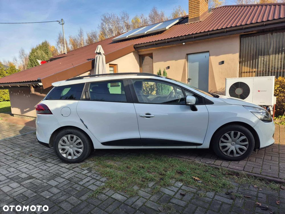Renault Clio - 2