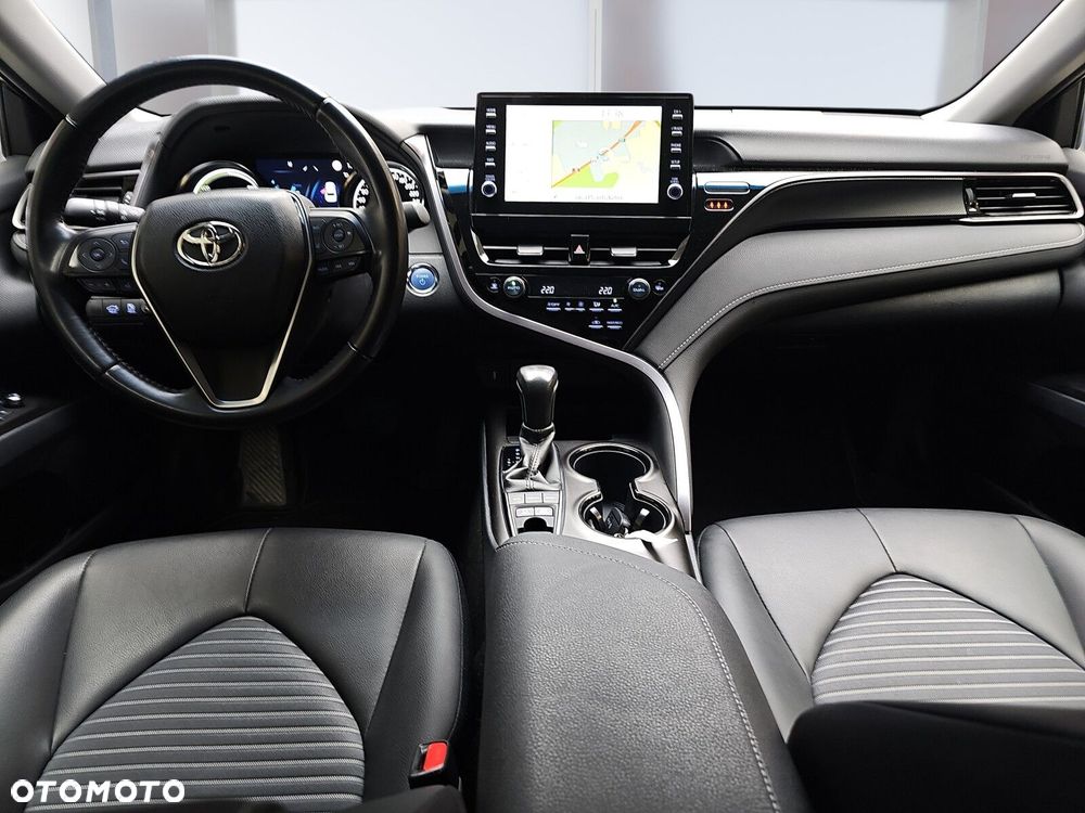 Toyota Camry 2.5 Hybrid Prestige CVT - 8