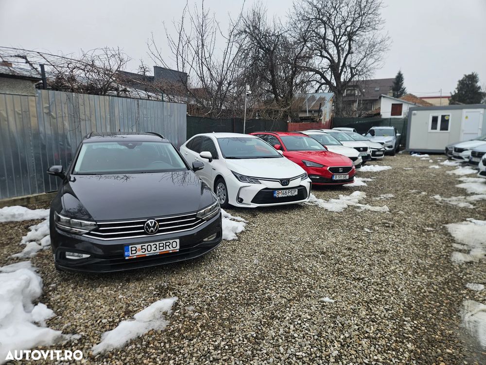 Toyota Corolla 1.8 HSD Business Plus - 17