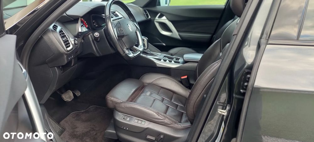 DS Automobiles DS 5 - 8