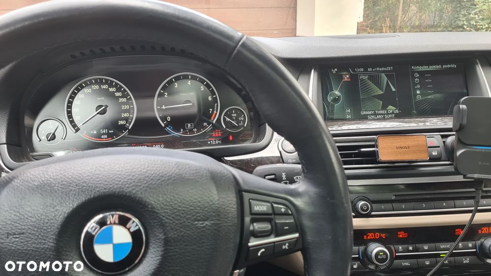 BMW Seria 5 520i Luxury Line - 9
