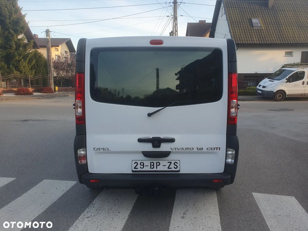 Opel Vivaro - 10