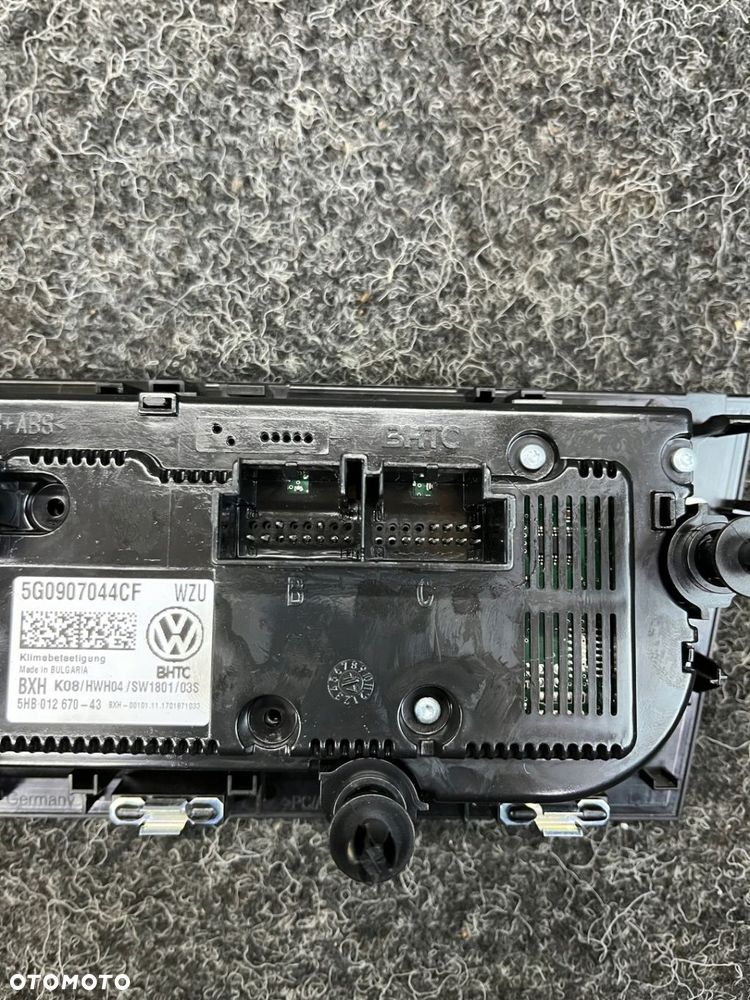 vw golf VII lift penel sterowania klimatyzacji 5G0907044CF - 10